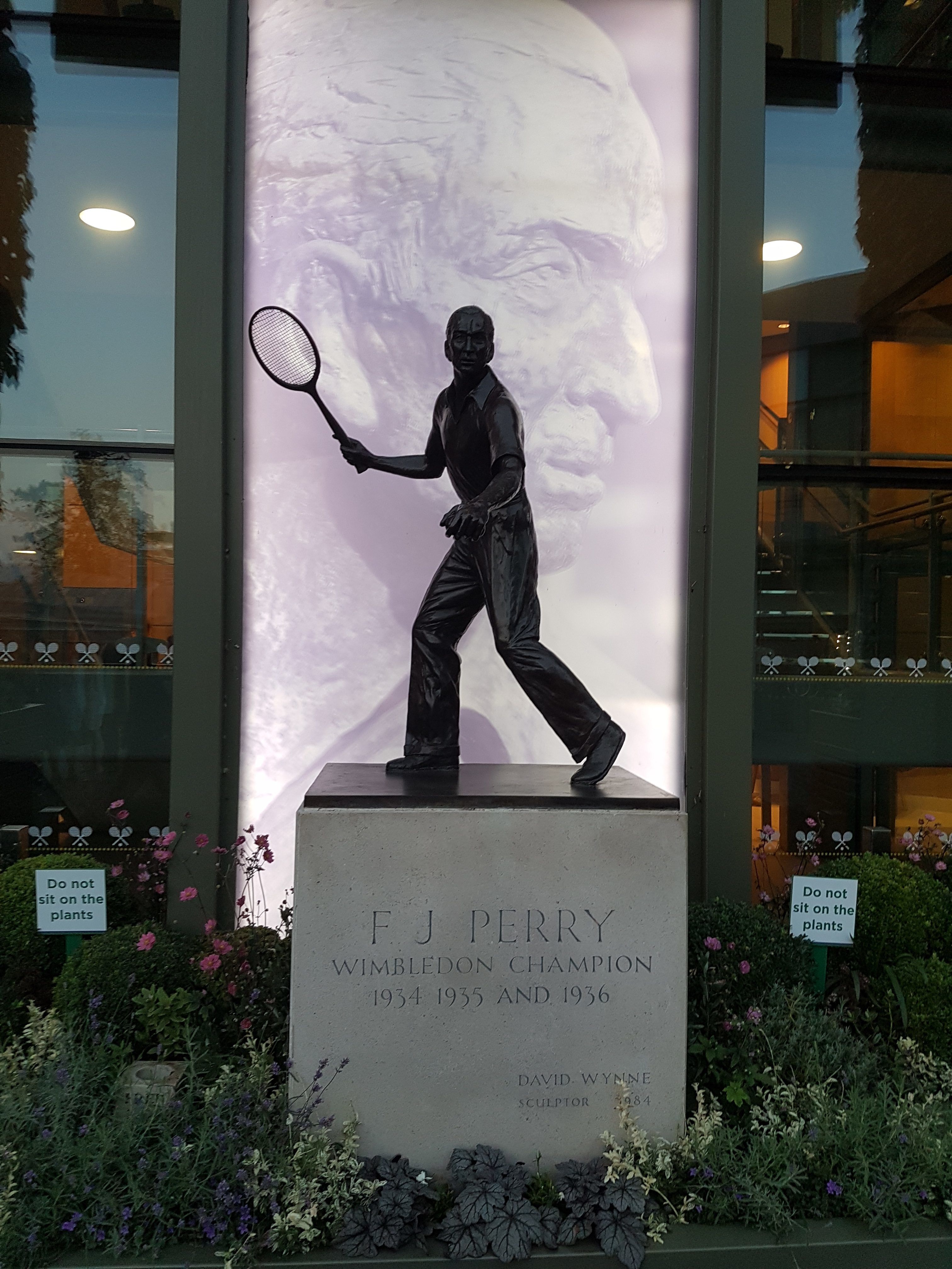 Merton Best Business Awards - Fred Perry Statue - All England Lawn Tennis Club - 001